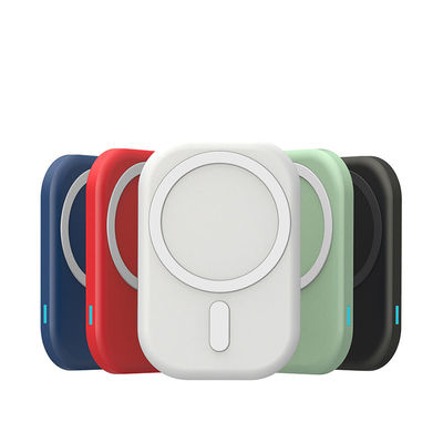 Хорошая цена Магнитное беспроводное зарядное устройство для автомобилей мощностью 15 Вт с защитой безопасности от тока онлайн