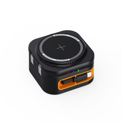 Хорошая цена Высокая эффективность преобразования Type-C Input Travel Wireless Charger с 9V-3A 12V-1.5A входное напряжение и 3W выходной наушники онлайн